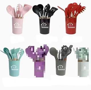 ￼Kit 12 utensílios de cozinha resistentes