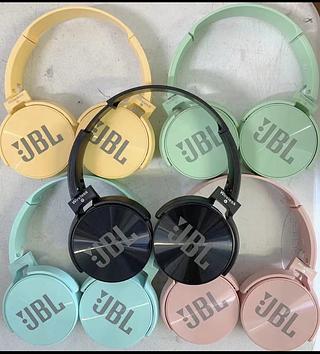 Fone sem fio JBL P36